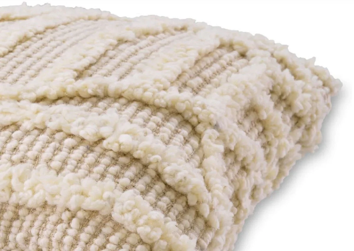 Luxury cushion ivory 60 x 60 cm - Handwoven decorative wool cushion - Square decorative cushion - Living room decoration - Luxury decorative accessories - Luxury quality